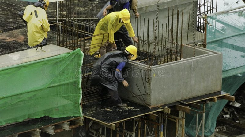 幕墙工程定制价格影响因素解析**